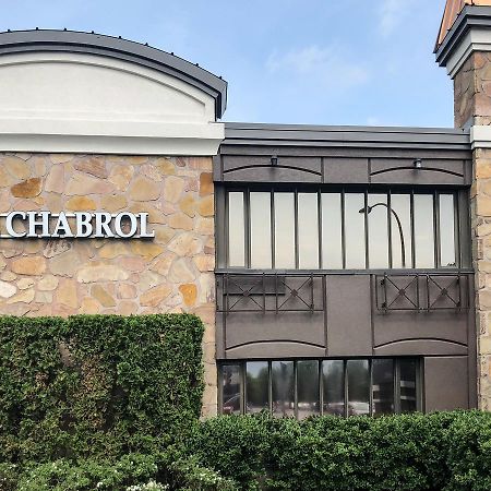 Le Chabrol Hotel & Suites مونتريال المظهر الخارجي الصورة
