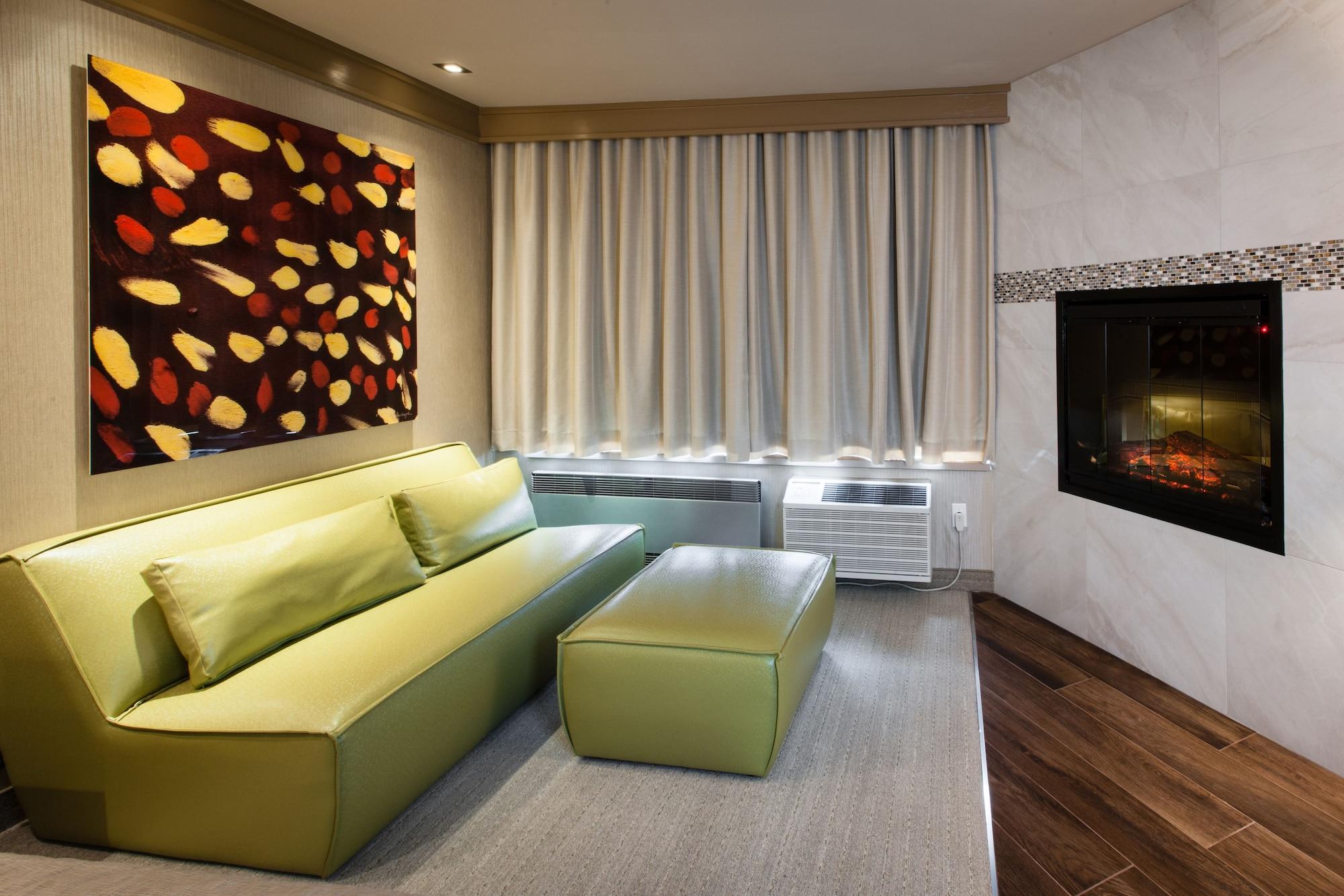 Le Chabrol Hotel & Suites مونتريال المظهر الخارجي الصورة