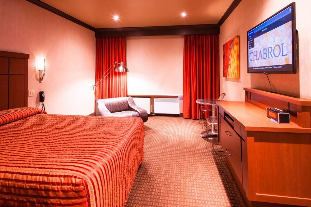 Le Chabrol Hotel & Suites مونتريال المظهر الخارجي الصورة