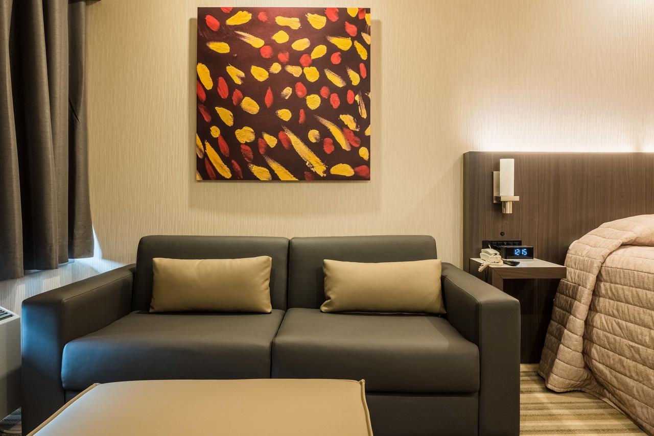 Le Chabrol Hotel & Suites مونتريال المظهر الخارجي الصورة